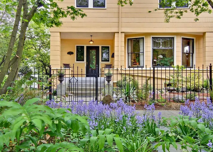 11Th Avenue Inn Bed And Breakfast Seattle